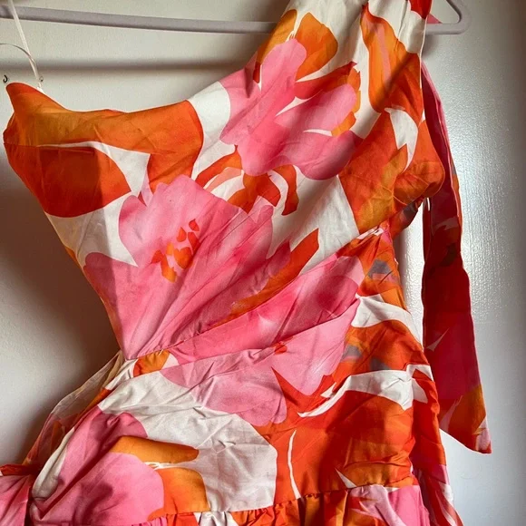 Showpo Honolulu Midi Dress - Picture 4 of 7